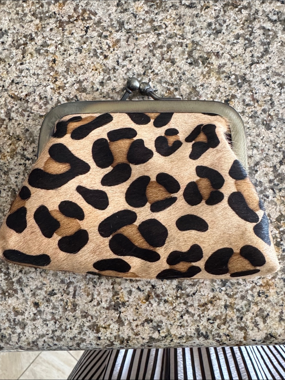 Leopard calf skin Print Clasp Wallet - Brown and Black